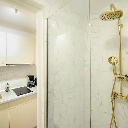 公寓 Tropical Feel - 2br At Sala Palatului 布加勒斯特