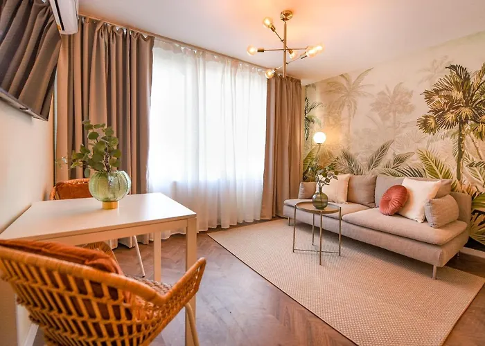 Tropical Feel - 2br At Sala Palatului * Bukarest
