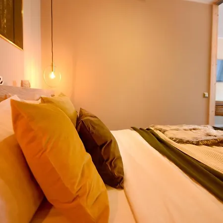 Tropical Feel - 2br At Sala Palatului * Boekarest