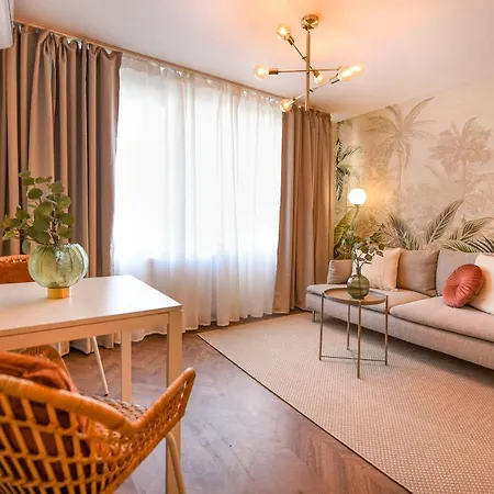 Tropical Feel - 2br At Sala Palatului * Boekarest