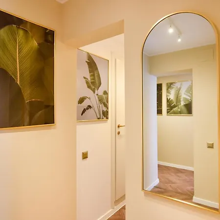 Tropical Feel - 2br At Sala Palatului Bucarest